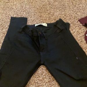 Black hollister skinny jeans